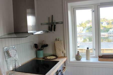 Koselig Hus Naert Havet I Lofoten, Kabelvåg Esterno foto